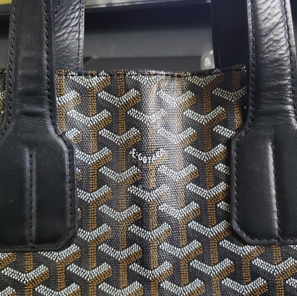❗ SOLD ❗ Stunning Goyard Voltaire Black & Brown Chevron Tote Bag - Picture 14 of 16